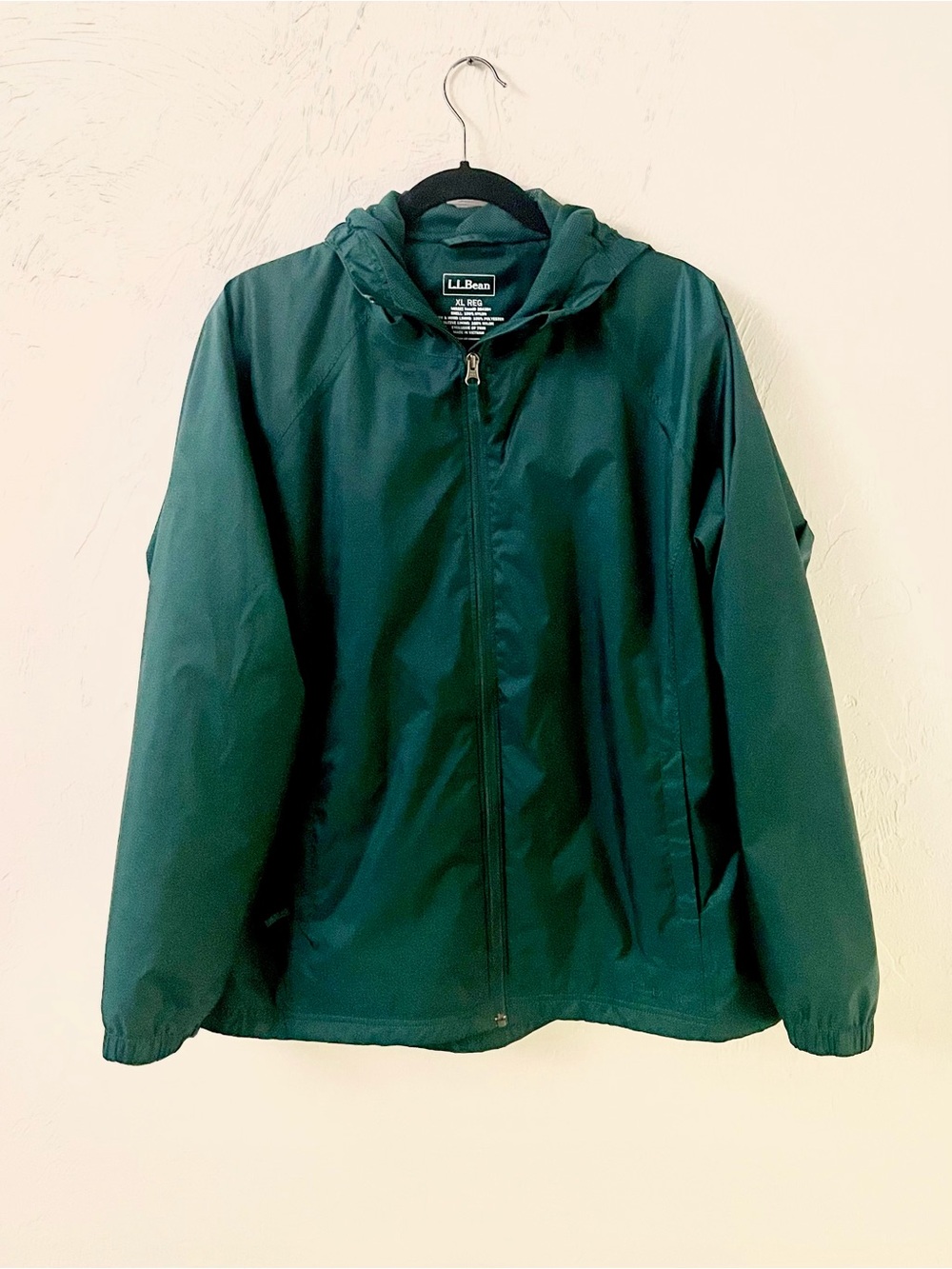 L.L. Bean Women’s Trail Model Packable Rain Jacket in Dark Forest/Hunter Green